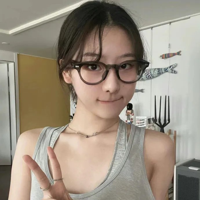 女交通员
